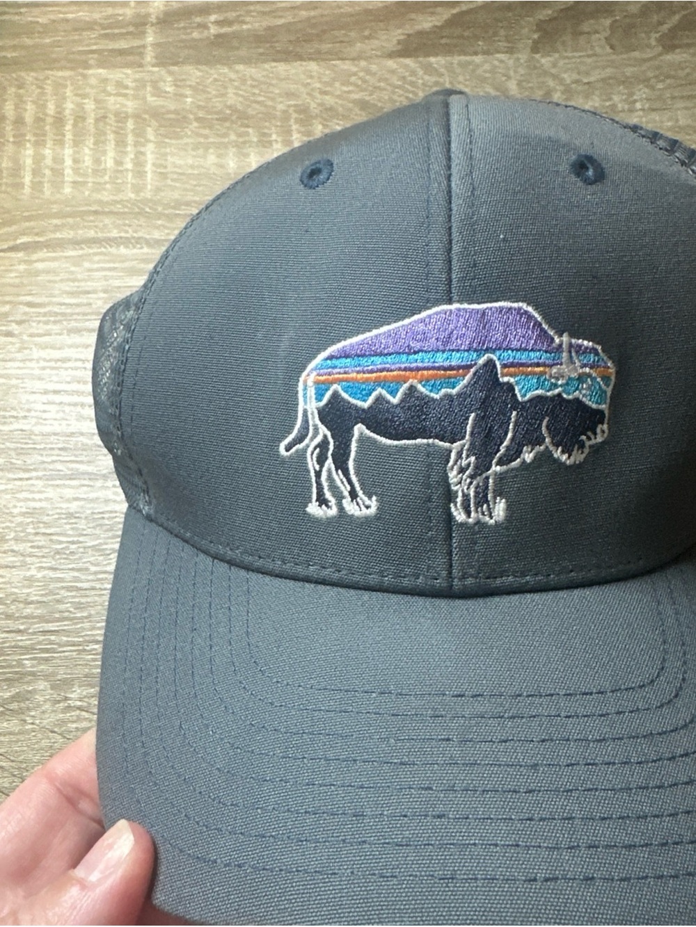 Patagonia Fitz Roy Buffalo Bison Hat Snapback Mesh Gray Baseball Cap - Picture 8 of 8